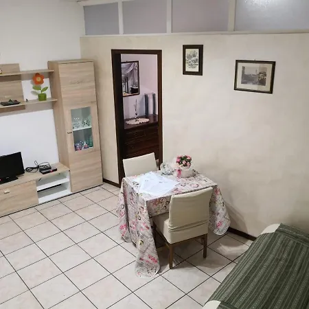 Appartement Da Raffaella Cir O12133 Cni Ooo39 Varèse